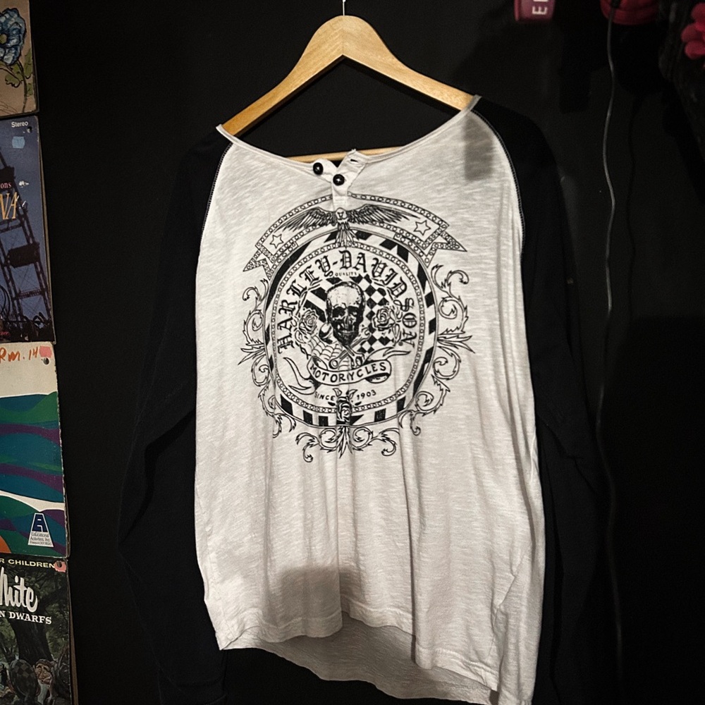 Harley-Davidson Black and White Long Sleeve Shirt